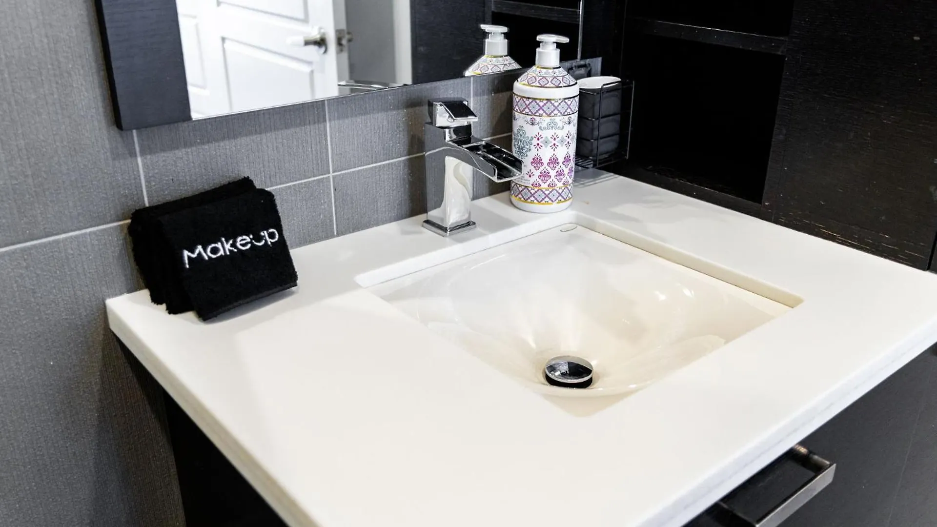 トロント Parc Loft Penthouse With 4Bd-Wfh-Ps5-Cn Tower Viewsヴィラ